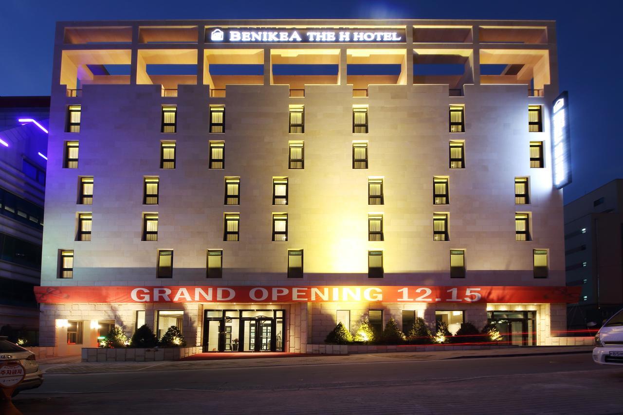 Benikea The H Hotel Hwaseong Esterno foto