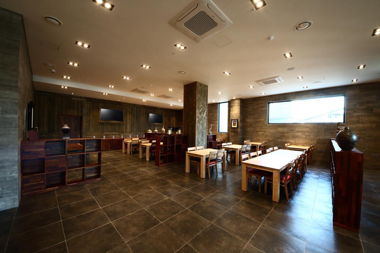 Benikea The H Hotel Hwaseong Esterno foto